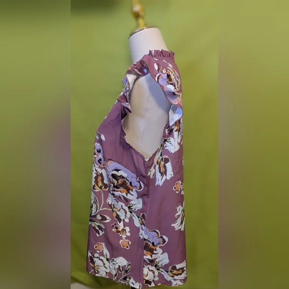 Emily Rose Floral Ruffle Sleeve Top - Picture 3 of 6